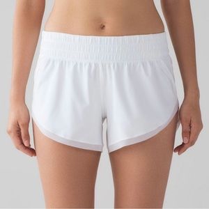 Lululemon White Anew 4” Shorts Size 6